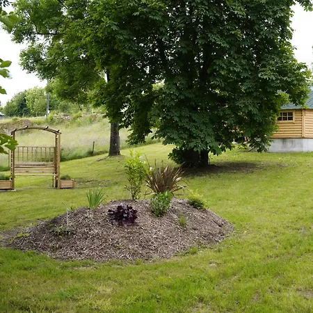 Camping Roulottes Et Son Kota Grill Sauna *